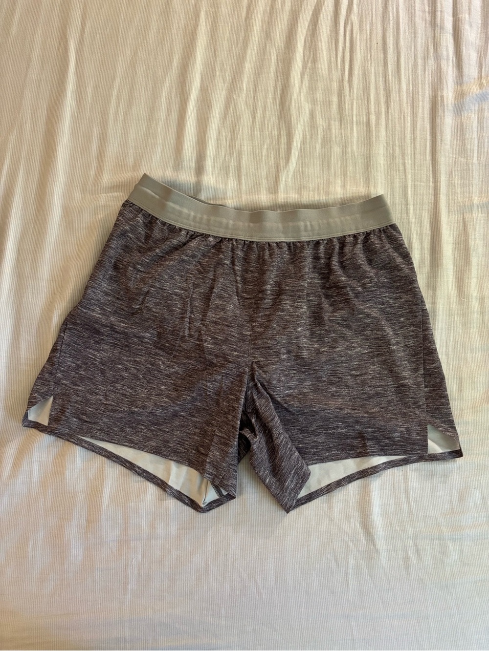 NWOT All in Motion Men's Heathered Charcoal Athletic Shorts